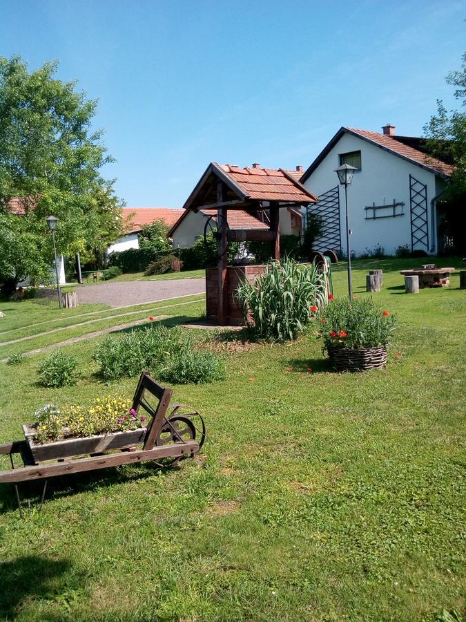 Kiad-Lak Apartmanok - Szep Kartya Elfogado Abádszalók 外观 照片